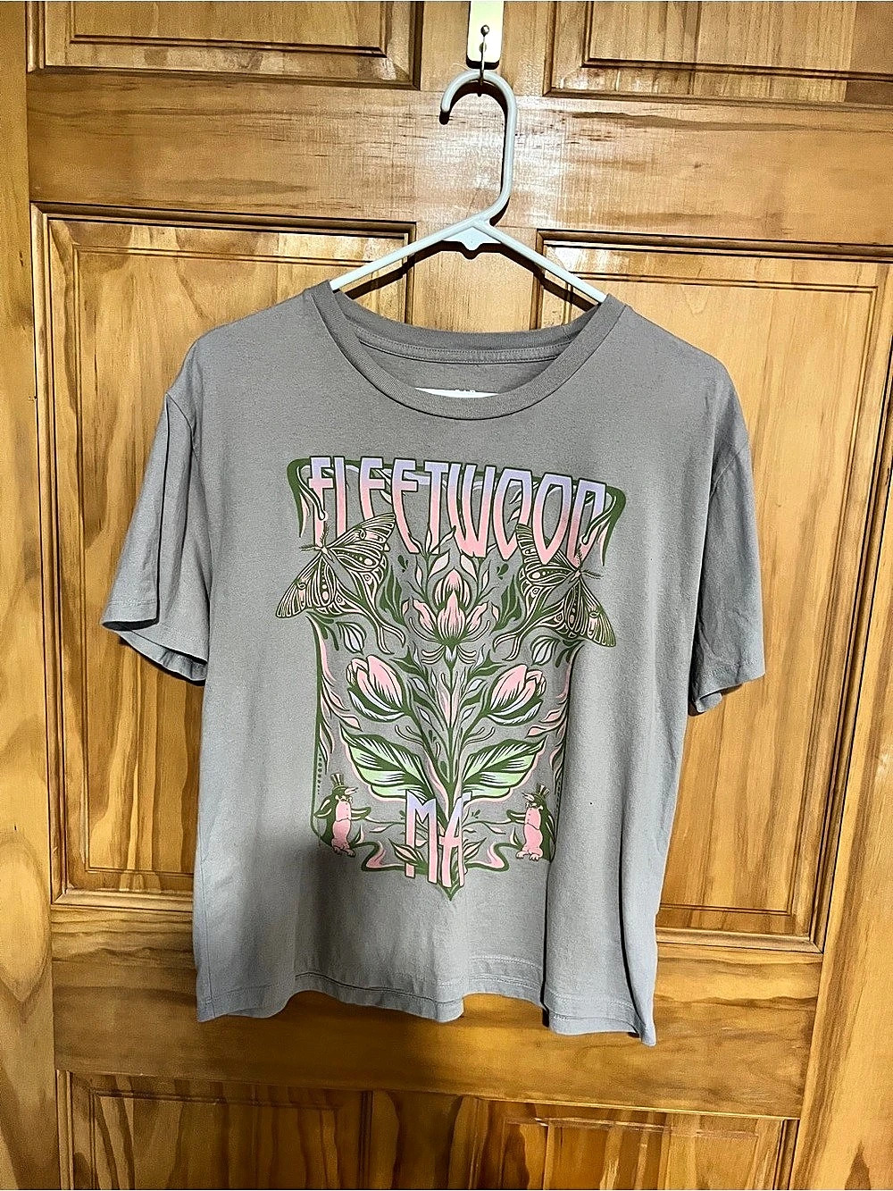 Gap Fleetwood Mac Graphic T-Shirt Gray & Green Medium